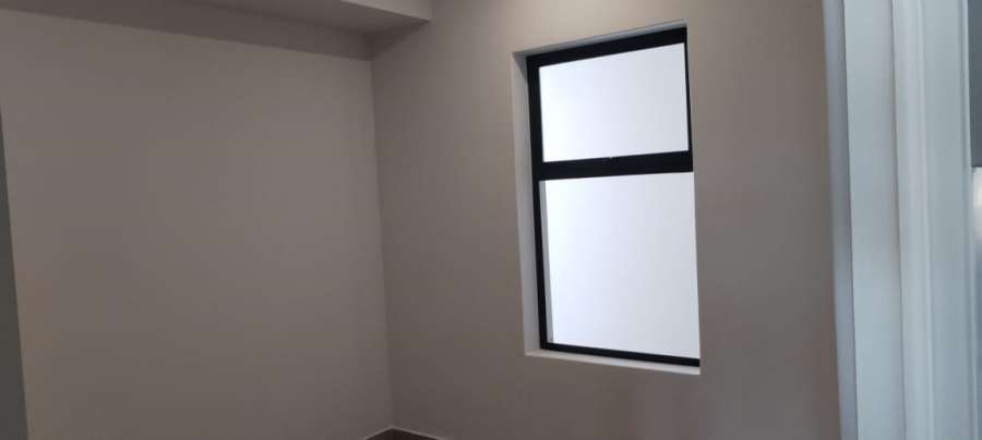 1 Bedroom Property for Sale in Table View Western Cape